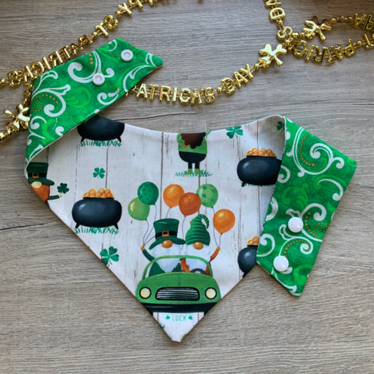Patrick Dog Bandana, Pot of gold
