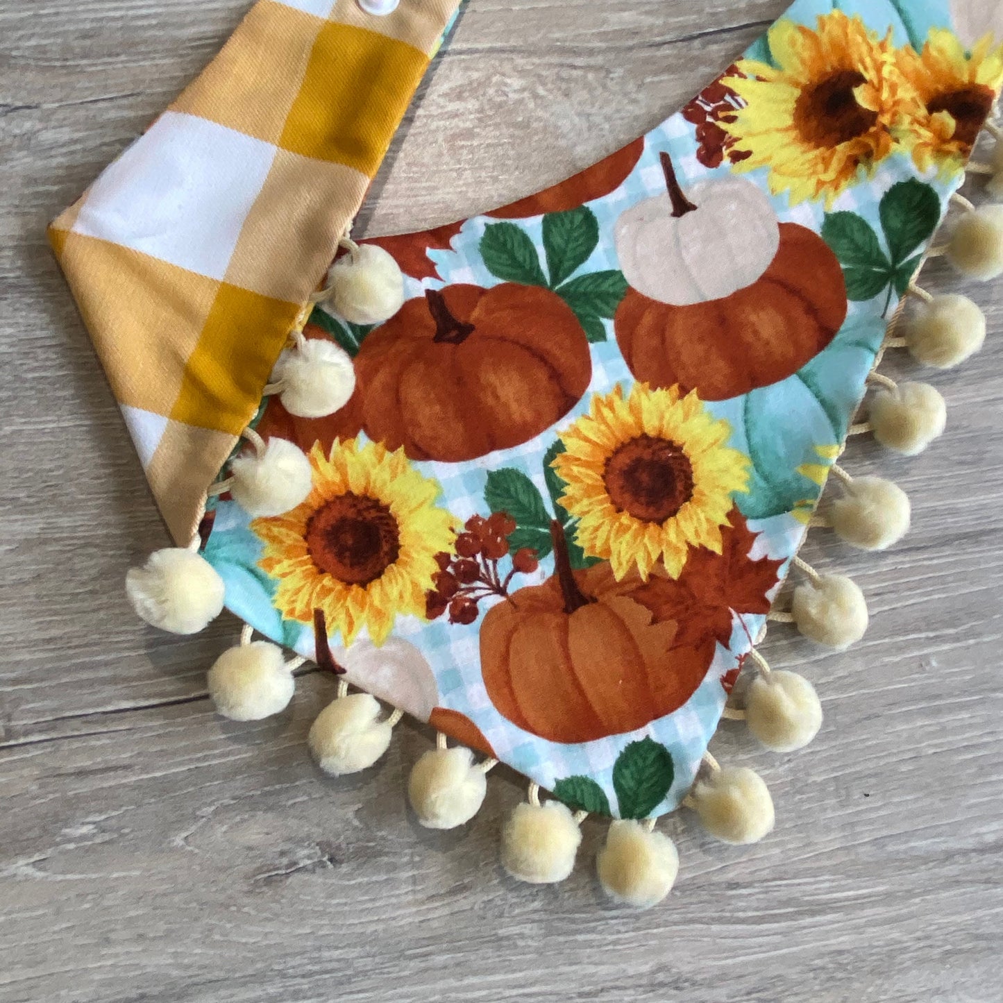Festive Pumpkins Fall dog bandana, Puppy bandana, Seasons Dog Bandana, easy snap-on dog bandana, pet accessory, bandana for dogs