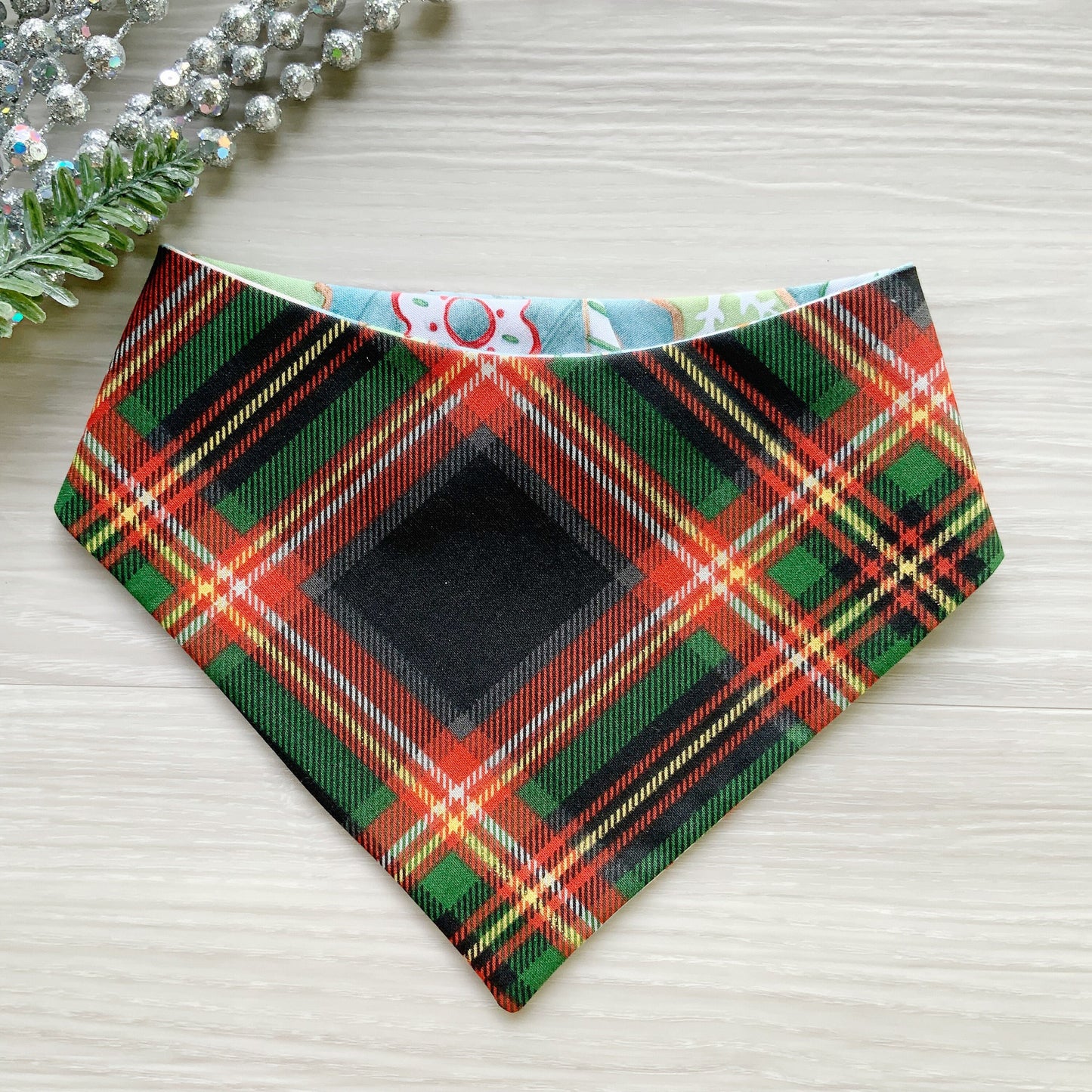 New! Christmas Dog bandana, Christmas Cookies Dog bandana, Snap on Bandana, Matching hair-bow, Bow and Bandana, Hair Scrunchies, red plaid