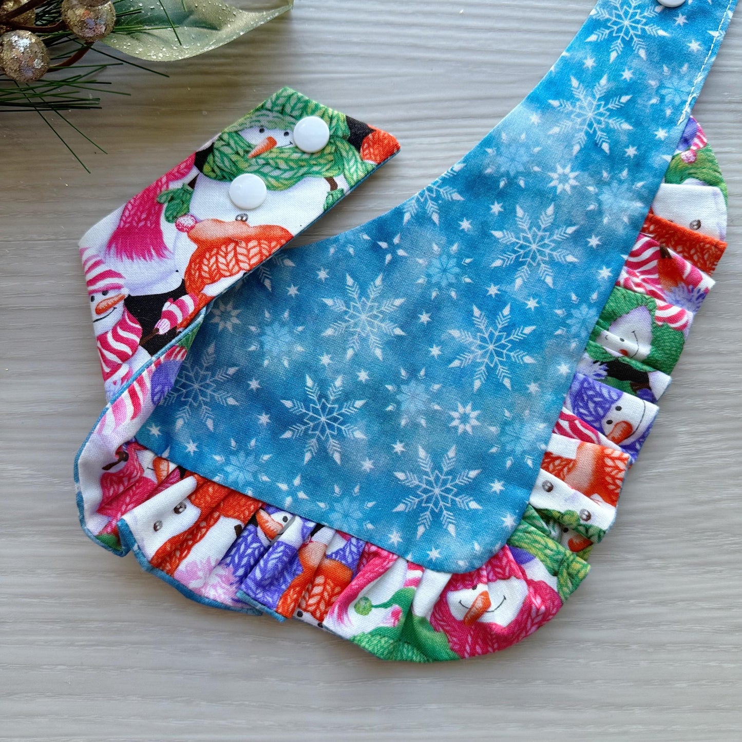 Christmas dog bandana, Holiday Snowmans Pet dog bandana, ruffle trim green plaid, snap closure