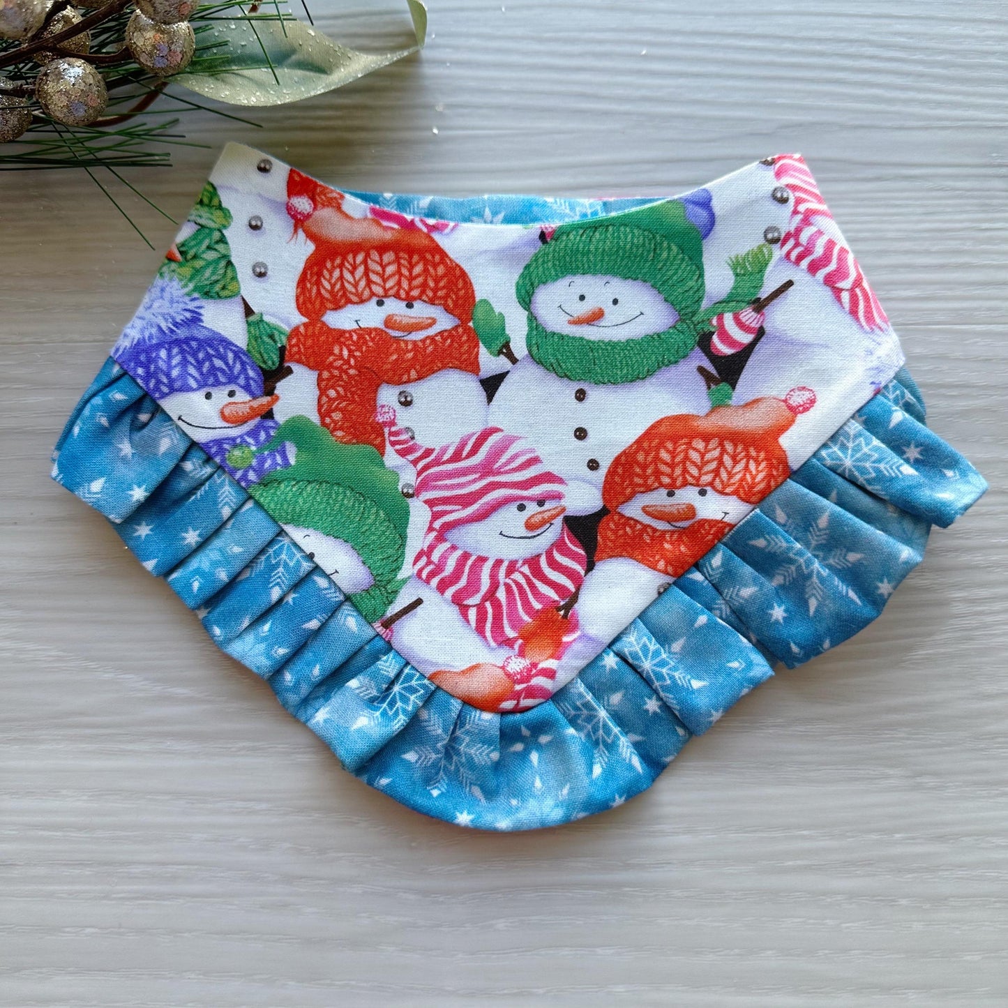 Christmas dog bandana, Holiday Snowmans Pet dog bandana, ruffle trim green plaid, snap closure