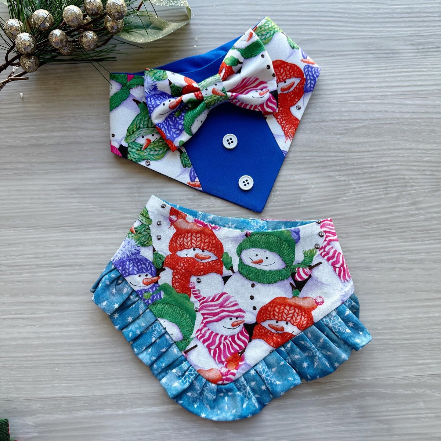 Christmas dog bandana, Holiday Snowmans Pet dog bandana, ruffle trim green plaid, snap closure