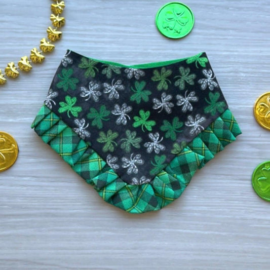 St. Patrick's Dog bandana with Ruffle, Chalk shamrocks Gift for puppy, st. patty day for pups, st.patricks cat bandana, reversible snap.