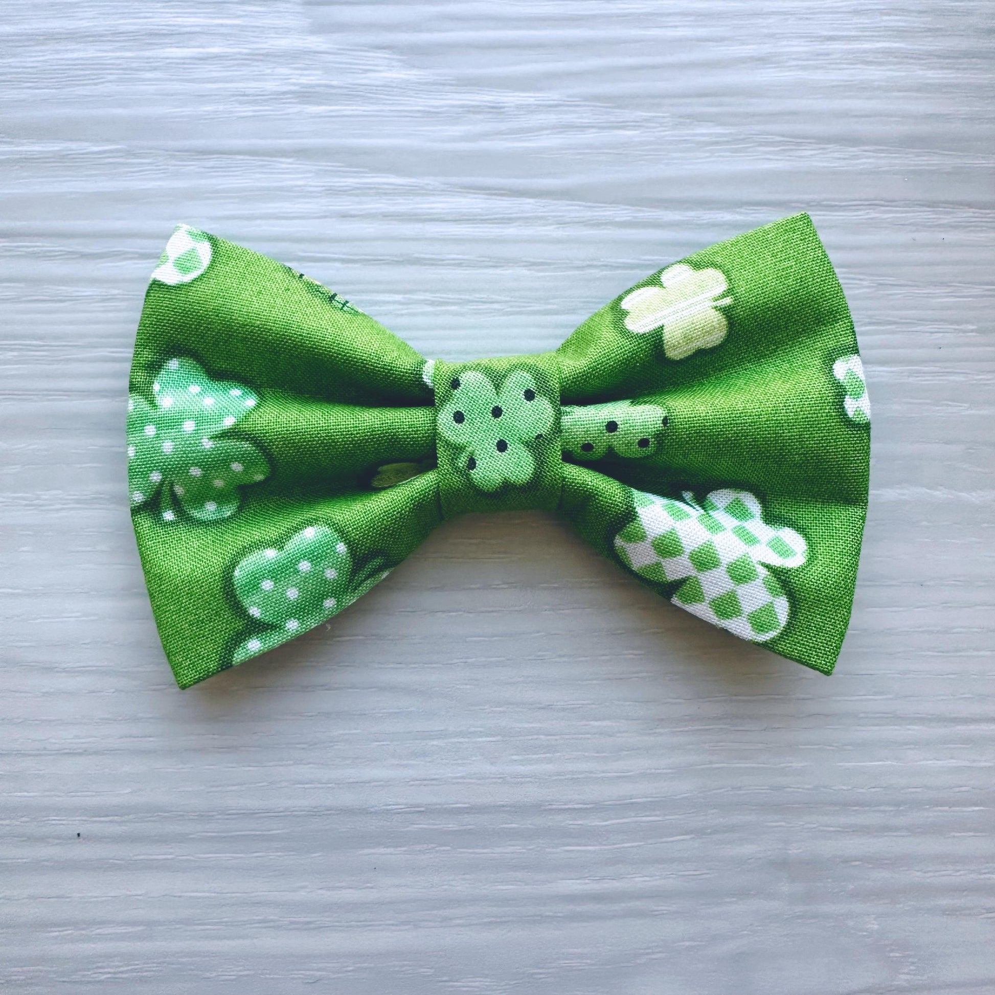 St Patrick’s dog bowtie, Checks Shamrocks, pet accessories, dog bow, dog accessories, dog collar, pet bow tie, Sailor Bow, Shamrock dog
