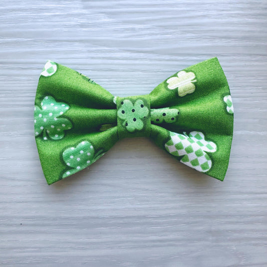 St Patrick’s dog bowtie, Checks Shamrocks, pet accessories, dog bow, dog accessories, dog collar, pet bow tie, Sailor Bow, Shamrock dog