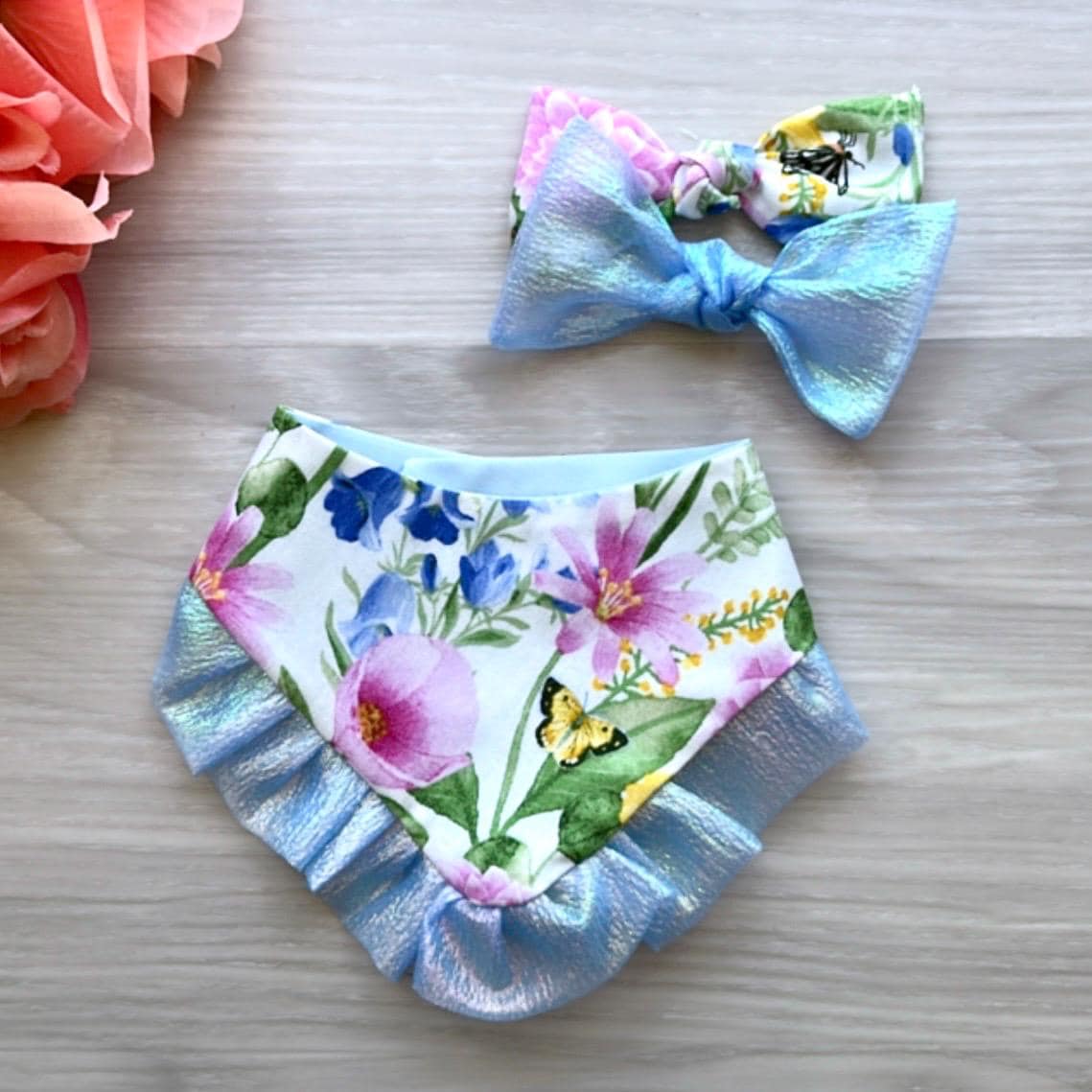 Spring Dog Bandana, snap closure dog bandana, Blue floral dog bandana, Cute Girly dog bandana, flower bandana, dog accessories
