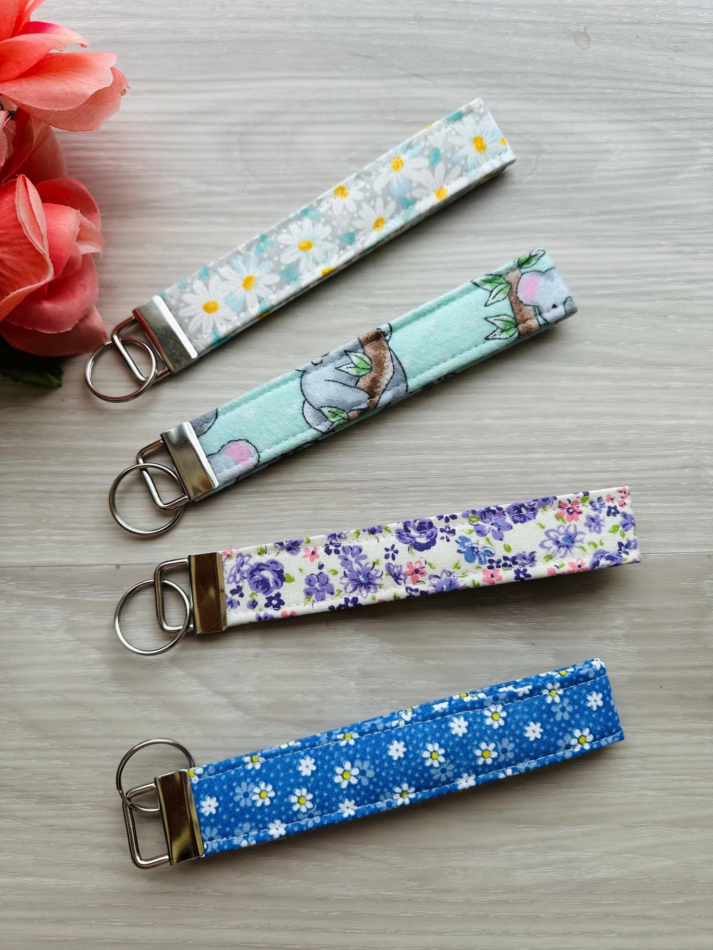 keychain wristlets strap, Silver or gold fob, cute lanyard, spring key fob wristlets,