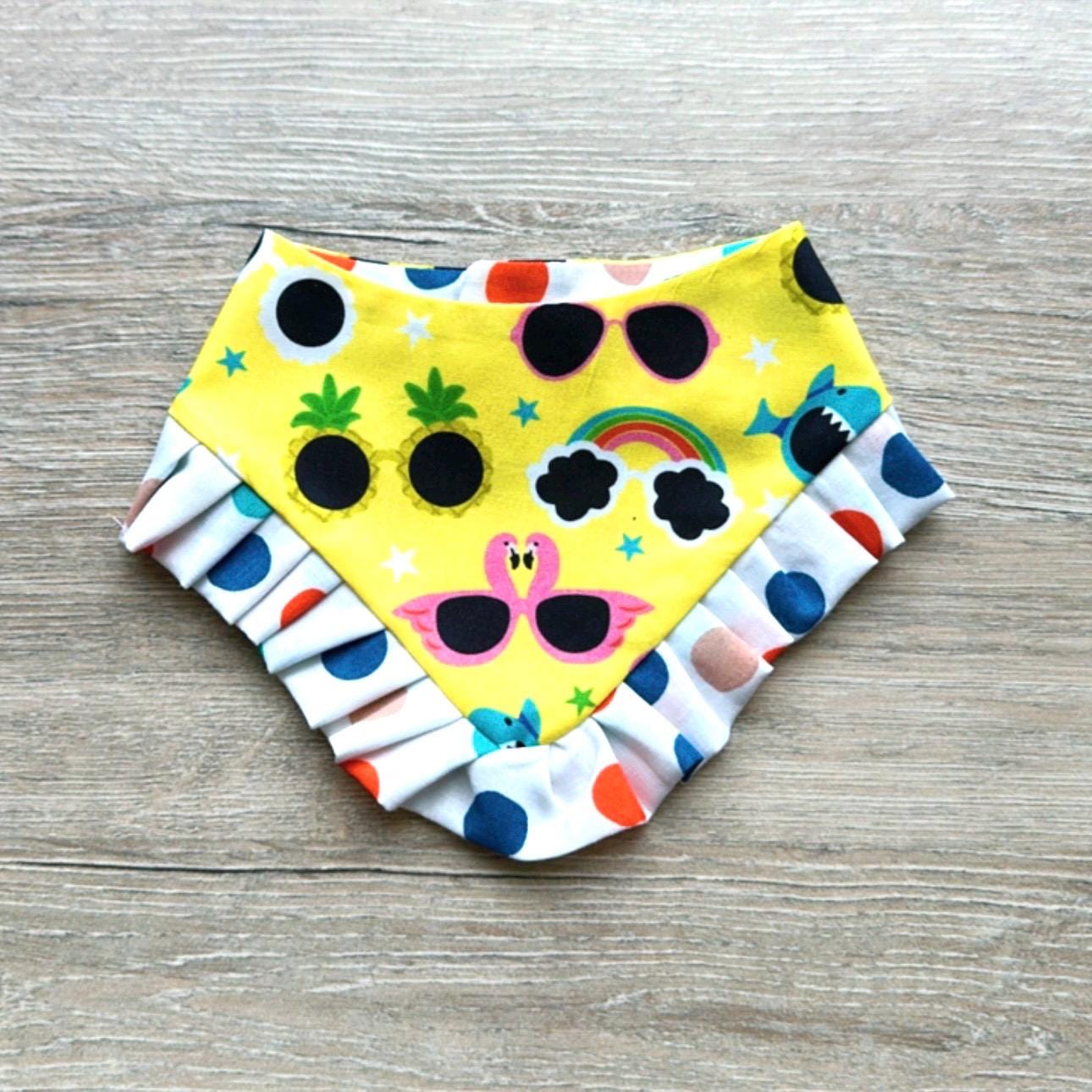 Summer Dog Bandana with Ruffles Beach sunglasses