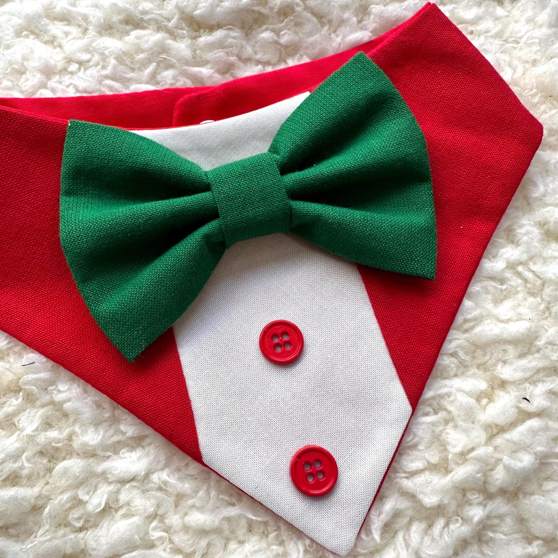 Christmas Red and Green Dog Tuxedo Bandana, Snap on bandana for christmas gift, Puppies dog scarf XMas gift, pet accesories for holiday