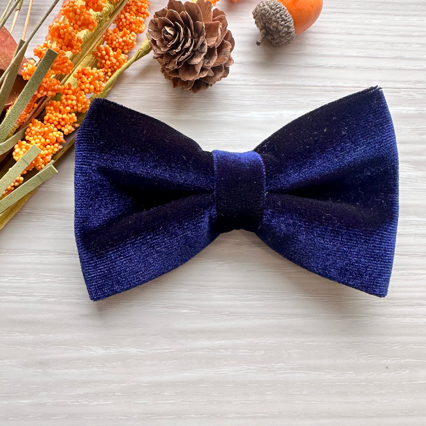 Velvet Fall Dog Bowtie,