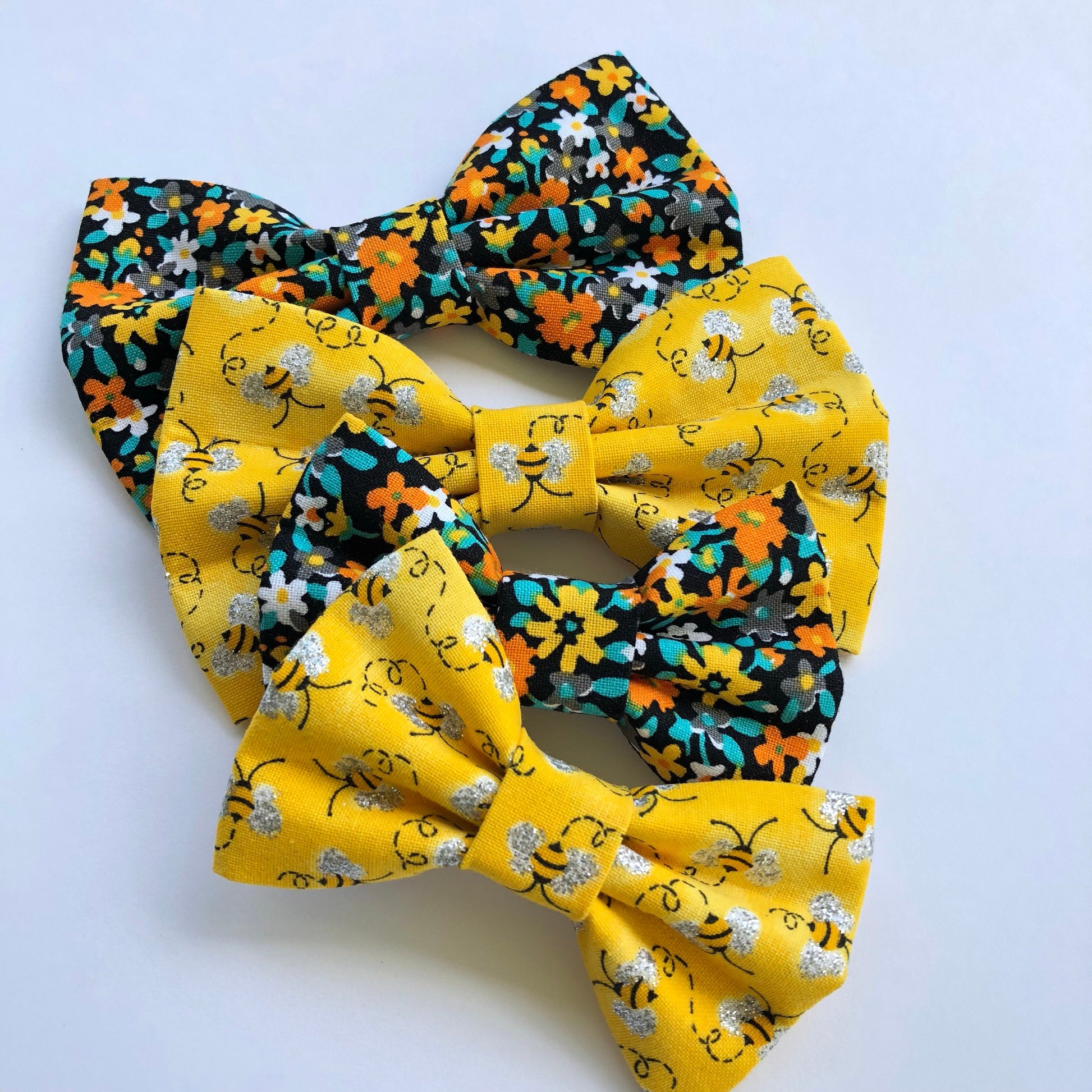 Bumble Bee Dog Bow Tie, Floral Puppy Collar Accessory