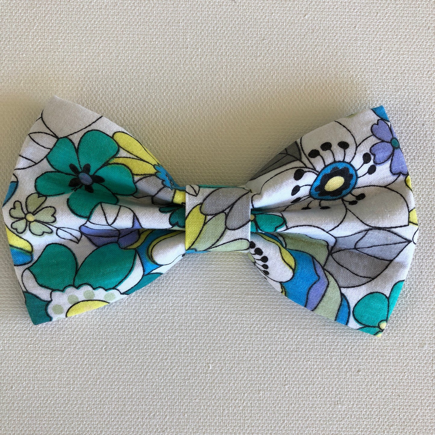 Teal Floral Dog Bow Tie, summer bow tie, Dog Accessories, Dog Clothe, Dog Bow tie, Puppy Bow, Pet Scarf, flower bow, spring bow tie