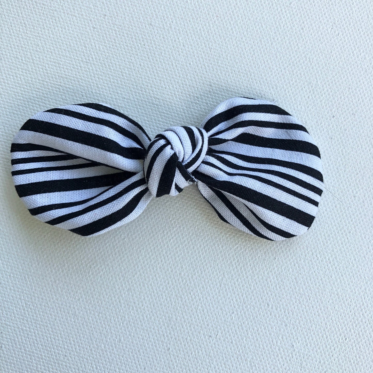 Dog hair bow clip