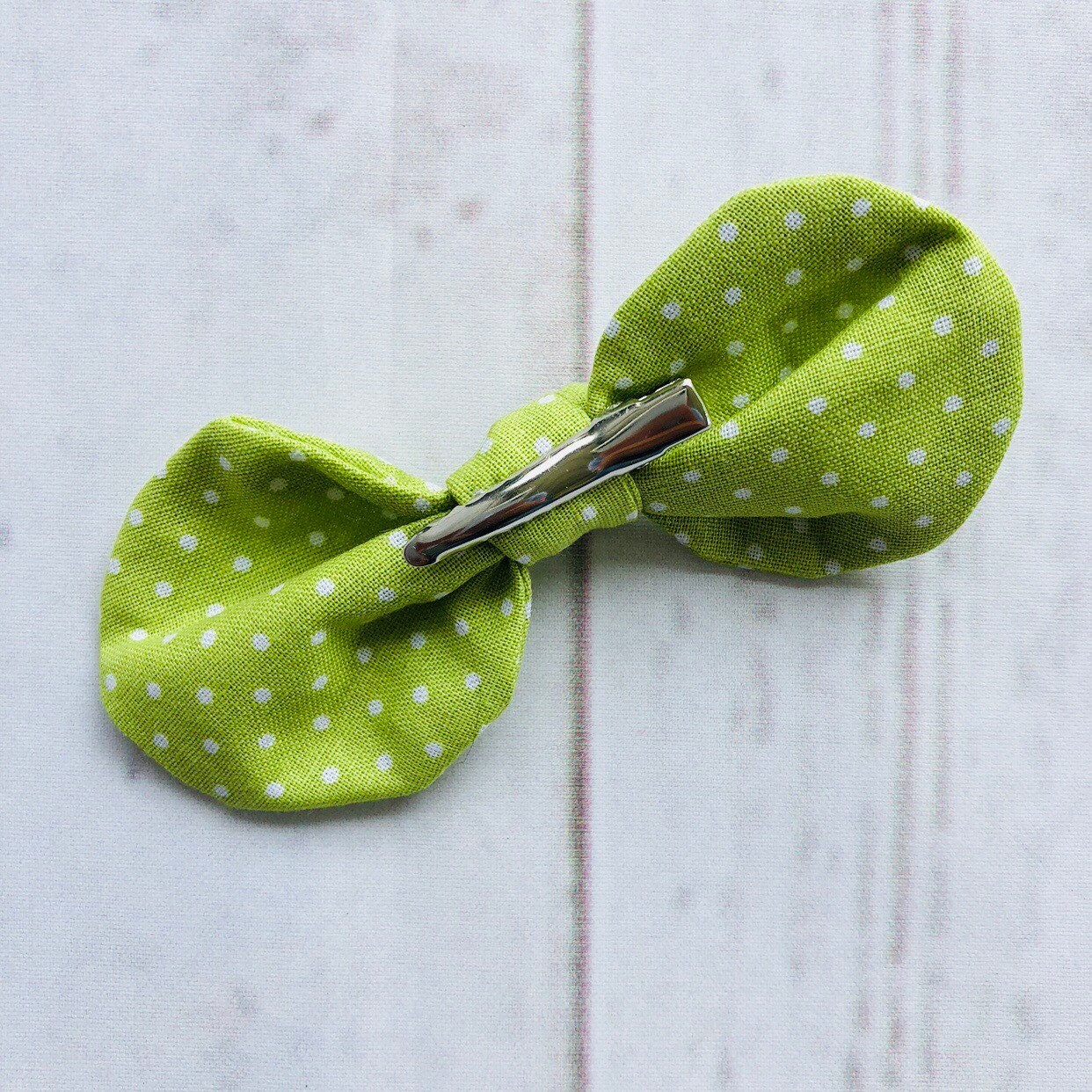 Plaid Dog hair bow clip, girl dog bow, hair clip for dogs, alligator clip, french barrette clip, christmas bow