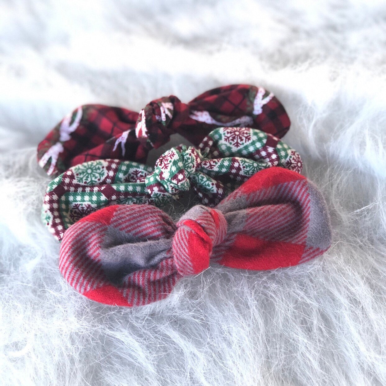 Plaid Dog hair bow clip, girl dog bow, hair clip for dogs, alligator clip, french barrette clip, christmas bow