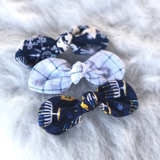 Hanukkah Dog hair bow clip, girl dog bow, hair clip for dogs, alligator clip, french barrette clip, christmas bow