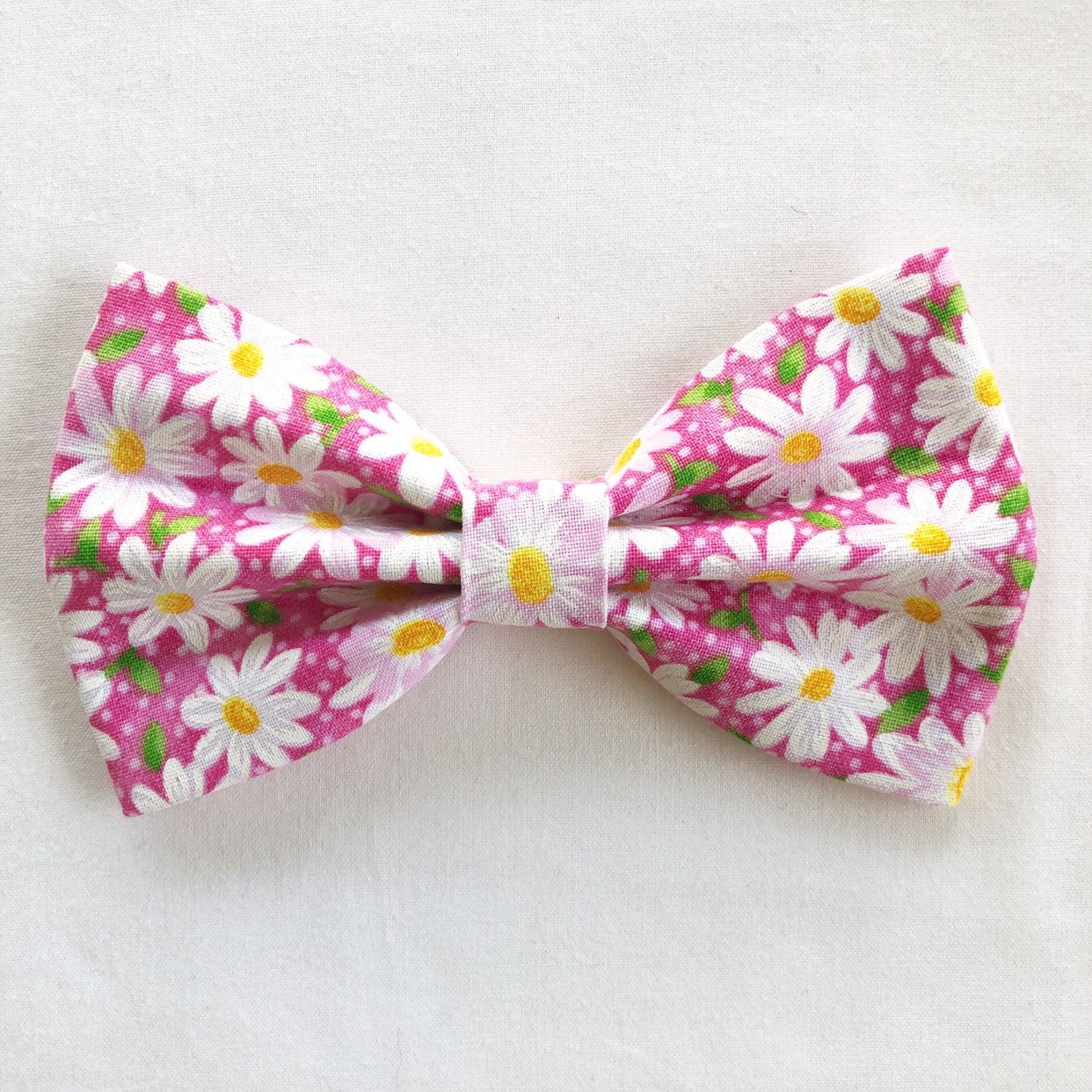 New! Pink Daisy Dog Bowtie, pet accessories, bow ties, spring dog accessories, dog collar, pet bow tie