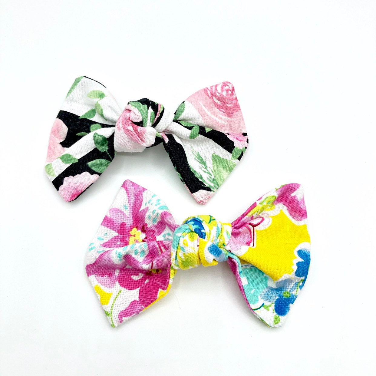 New Tie Bow Floral, Dog hair bow clip, girl dog bow, hair clip for dogs, alligator clip, french barrette clip, summer tie bow,