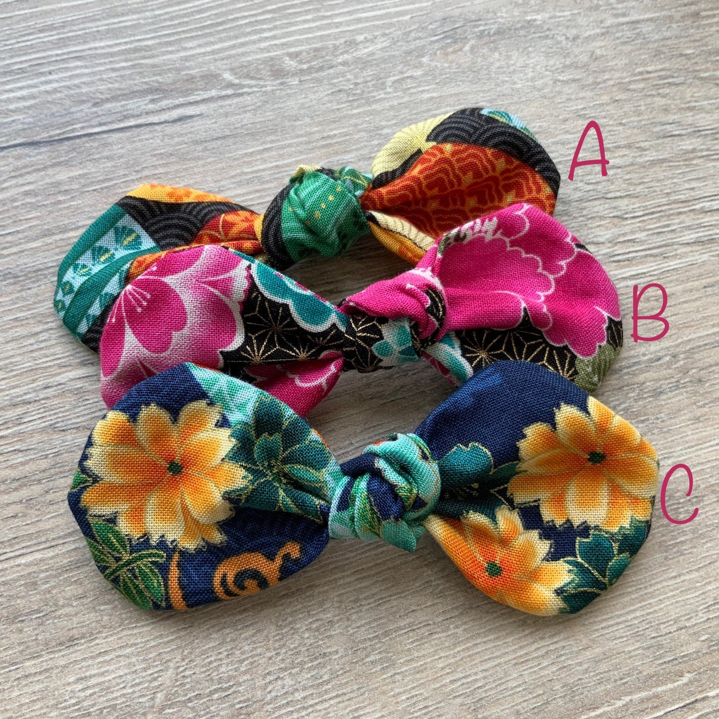 Oriental Dog hair bow clip, girl dog bow, hair clip for dogs, alligator clip, french barrette clip, Japanese Bows,