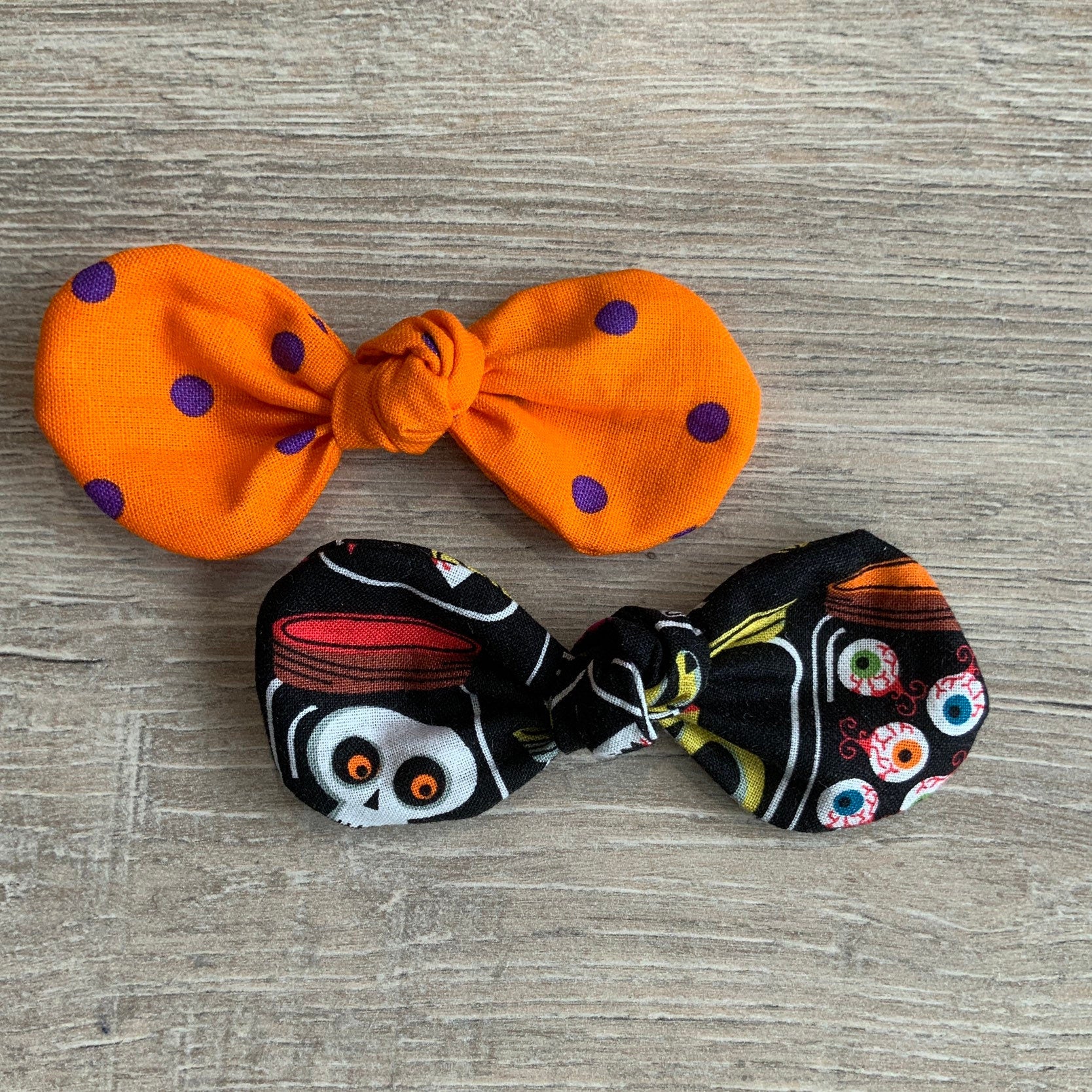 Halloween Dog hair bow, girl dog bow, hair clip for dogs, alligator clip, french barrette clip, Halloween bows, fall season,