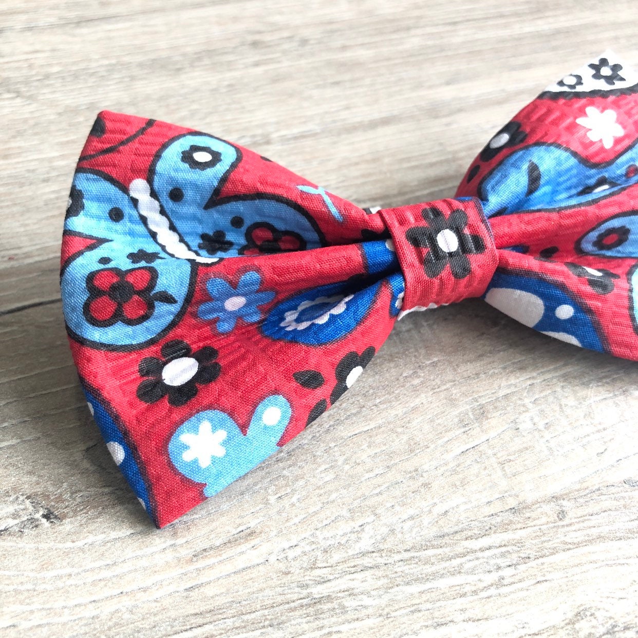 Red and Blue floral Dog Bowtie, pet accessories, bow ties, dog accessories, dog collar, pet bow tie