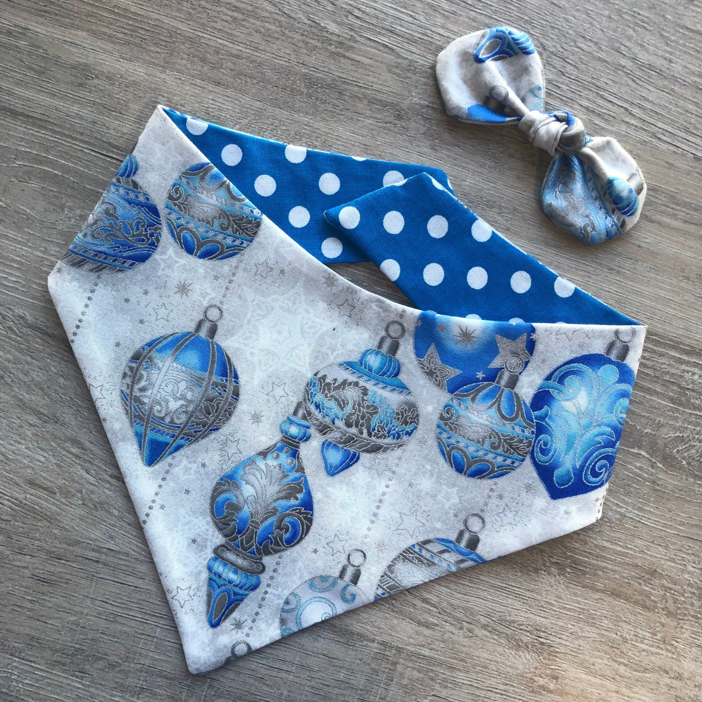 New! Ornaments Christmas Dog Bandana, Christmas Ornaments, Plaid bandana, reversible bandana, pompom bandana, pet bandana, blue potka