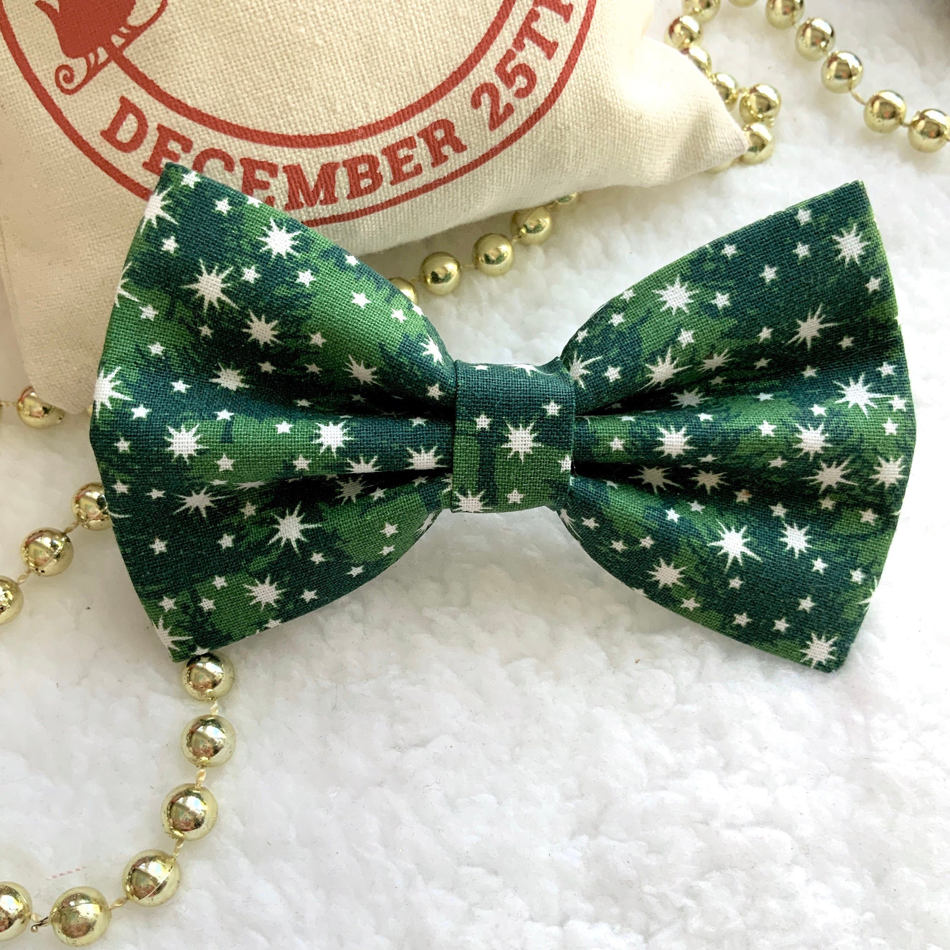 Christmas dog bowtie, Green Christmas tree bow tie