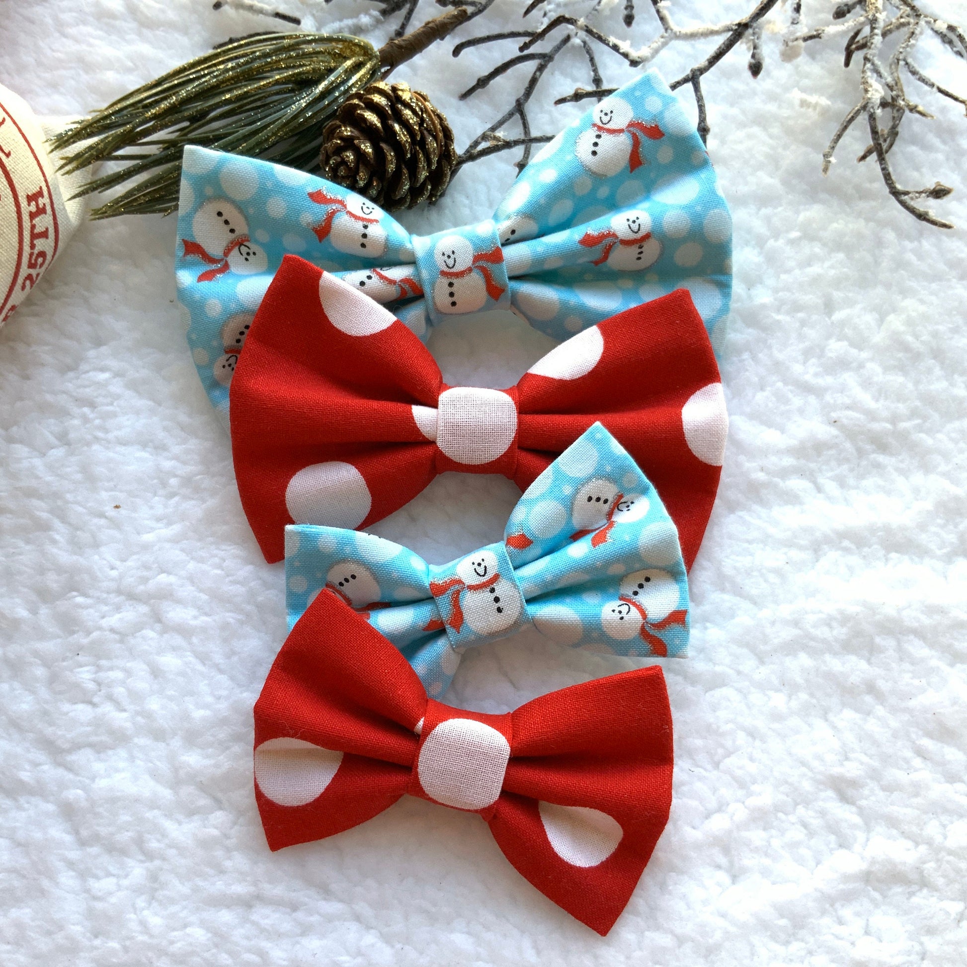 Christmas dog bowtie, Red Polka Dot bow tie Xmas bOwtie