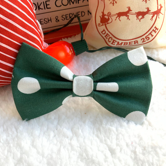 Christmas Dog Bowtie, Green Polka Dot Pet Bow Tie, Dog Collar Accessory