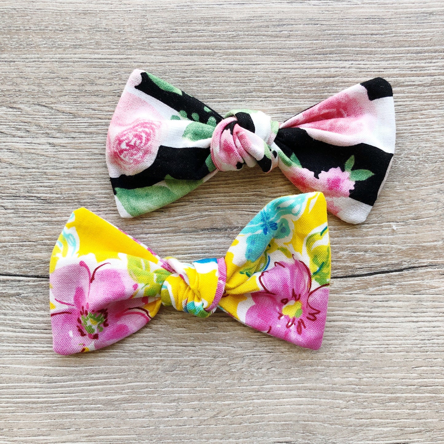 New Tie Bow Floral, Dog hair bow clip, girl dog bow, hair clip for dogs, alligator clip, french barrette clip, summer tie bow,