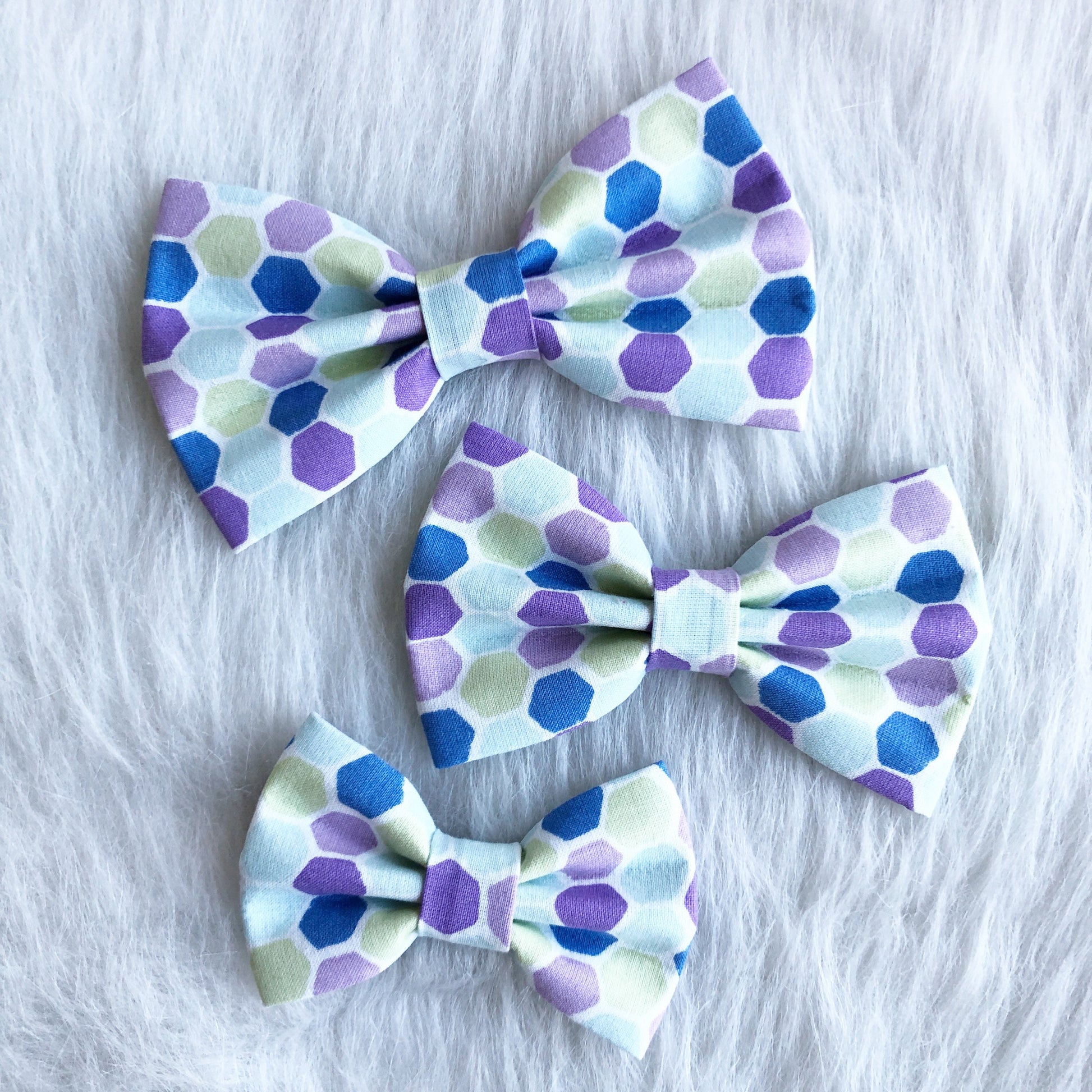 Purple Hexagons dog bow tie, pet accessories, dog accessories, dog collar, pet bow tie, spring bow, Spring bowtie, summer bow tie