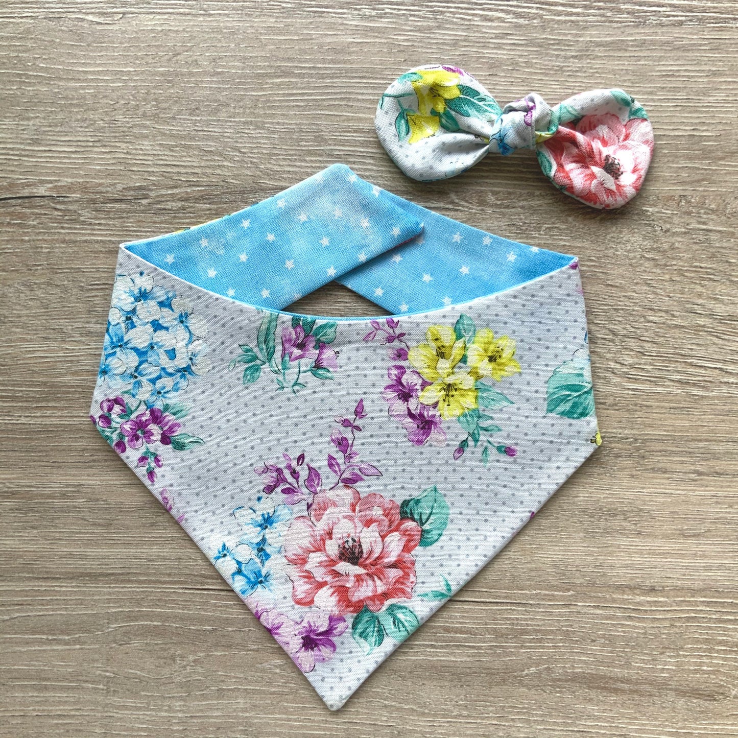 Floral White and Stars in the Sky dog bandana, Puppy bandana, Summer Dog Bandana, easy snap-on dog bandana, pet accessory, bandana for dogs