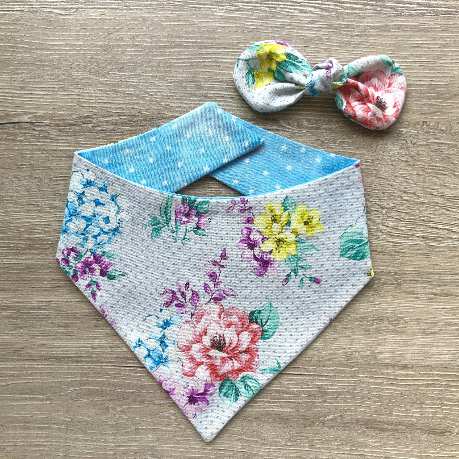 Floral White and Stars in the Sky dog bandana, Puppy bandana, Summer Dog Bandana, easy snap-on dog bandana, pet accessory, bandana for dogs