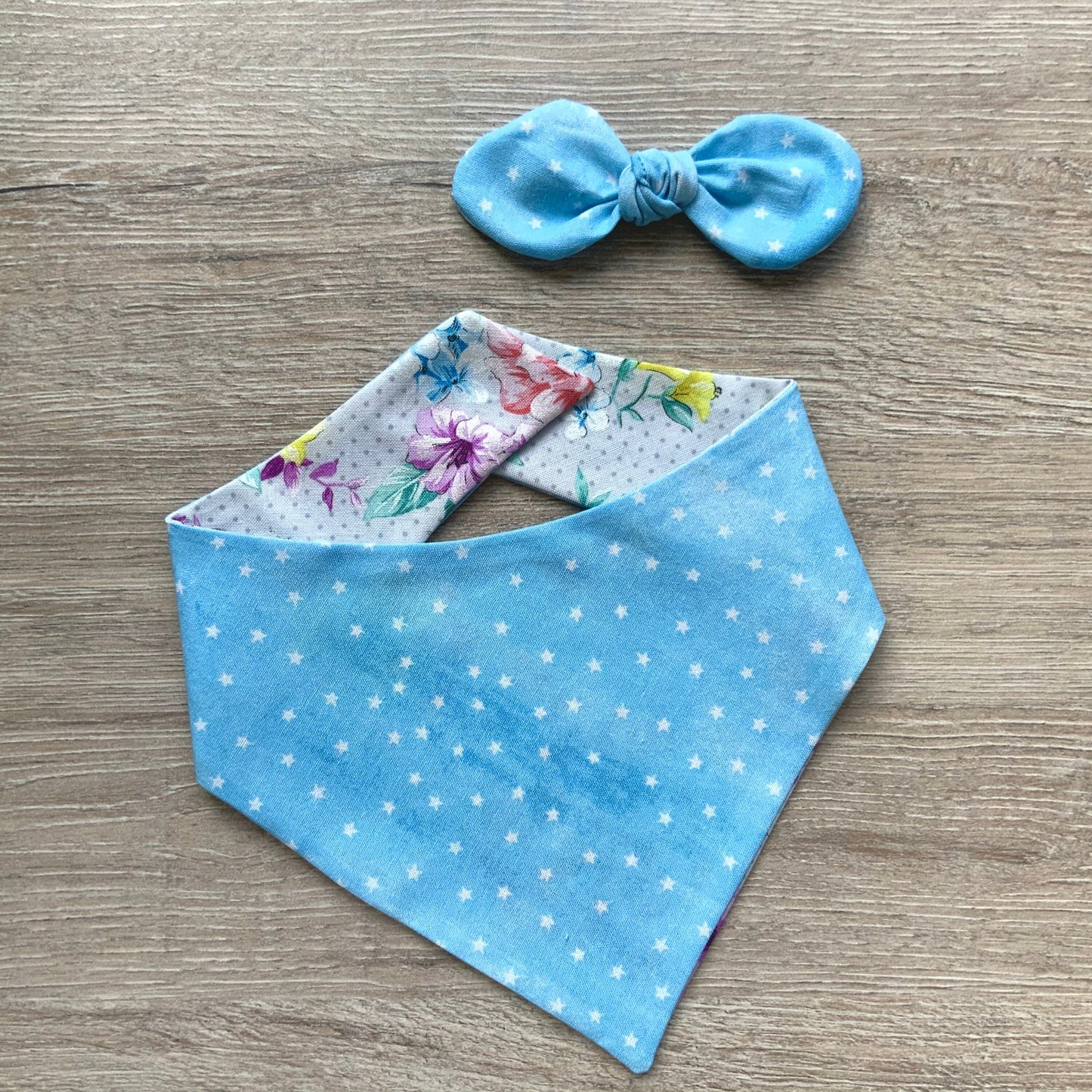 Floral White and Stars in the Sky dog bandana, Puppy bandana, Summer Dog Bandana, easy snap-on dog bandana, pet accessory, bandana for dogs