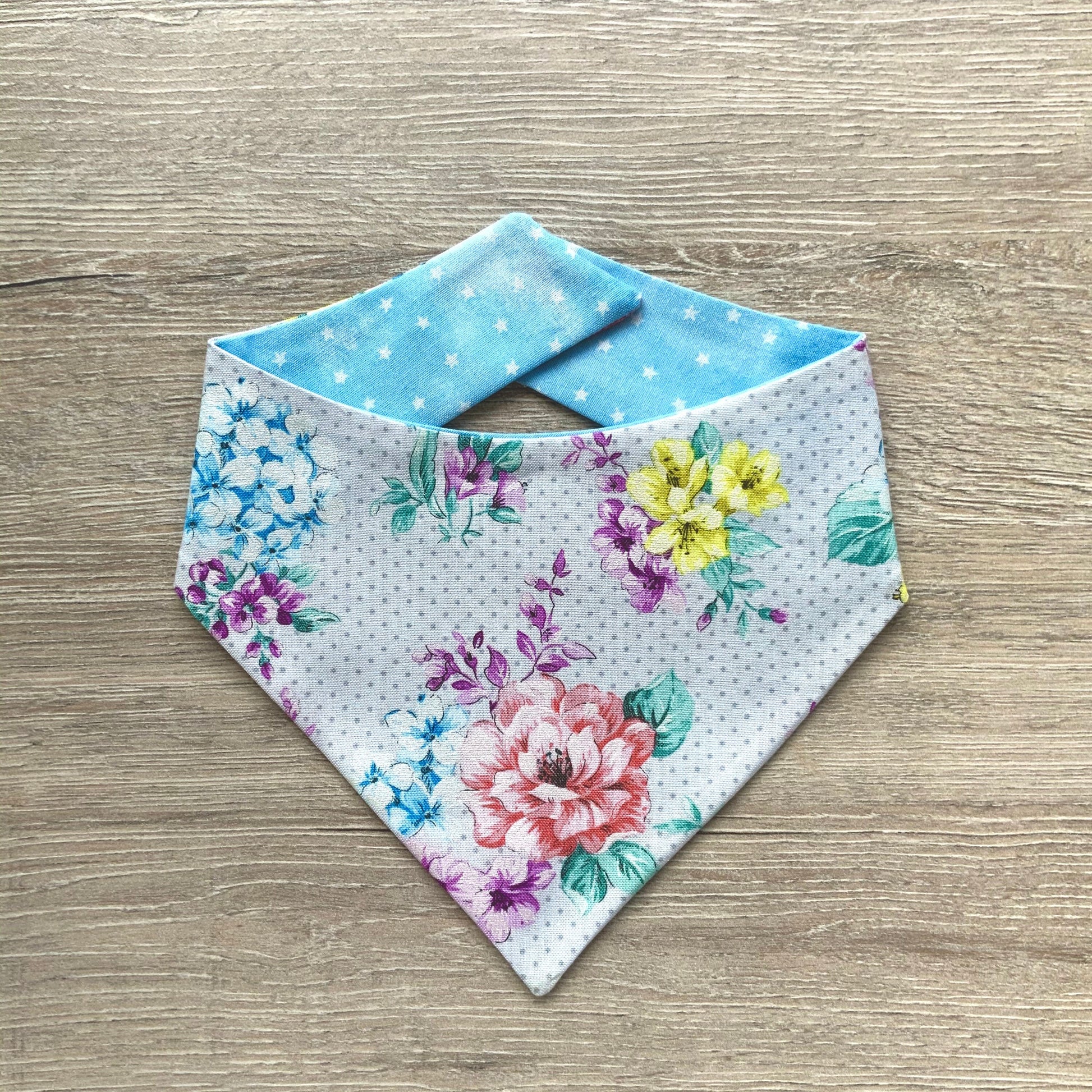 Floral White and Stars in the Sky dog bandana, Puppy bandana, Summer Dog Bandana, easy snap-on dog bandana, pet accessory, bandana for dogs