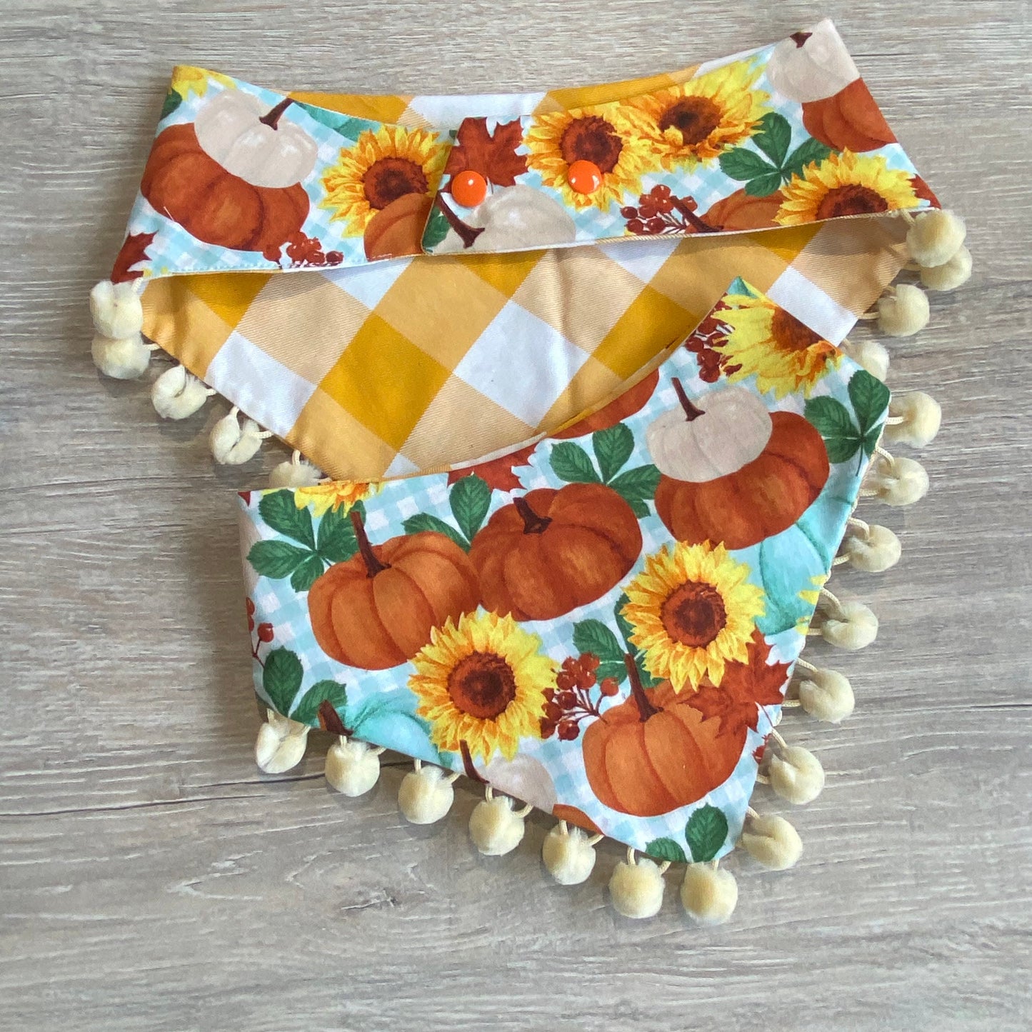 Festive Pumpkins Fall dog bandana, Puppy bandana, Seasons Dog Bandana, easy snap-on dog bandana, pet accessory, bandana for dogs