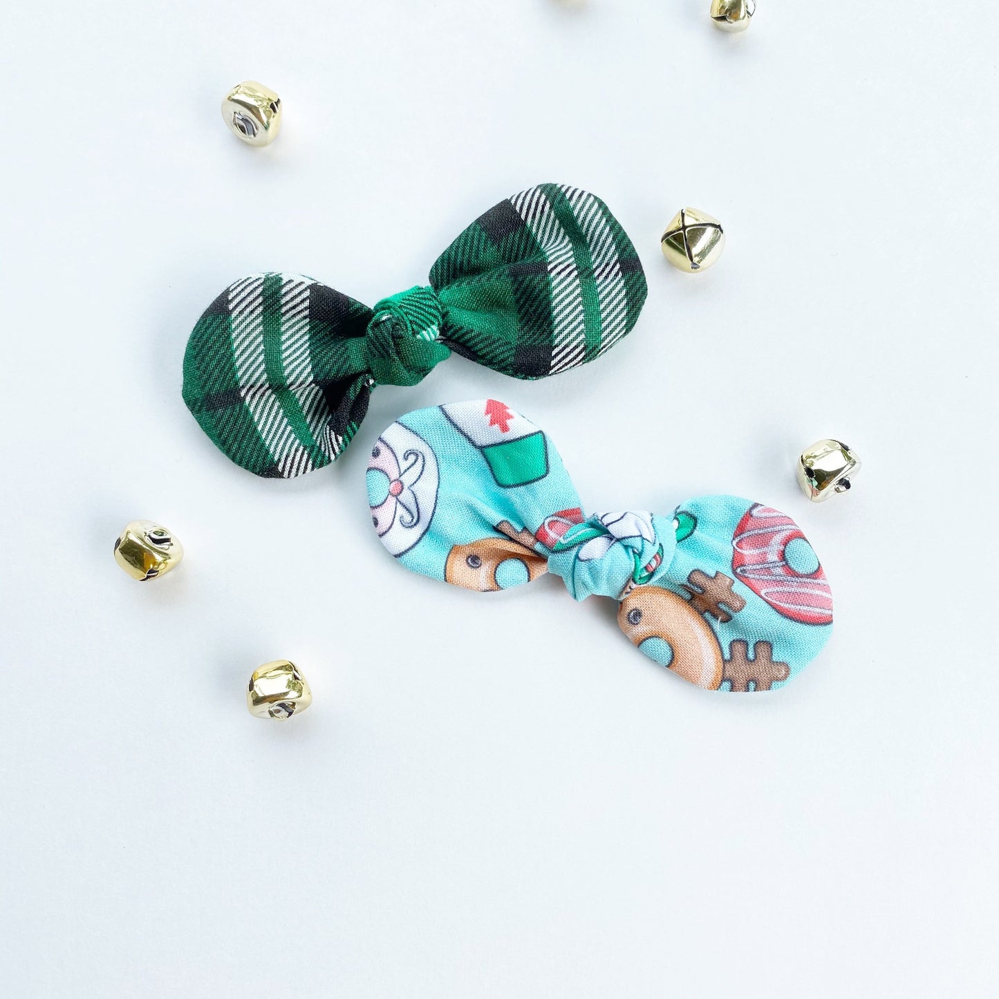 Christmas Dog Hair Bow Clip, Holiday Cotton Bow (3.75 wide)