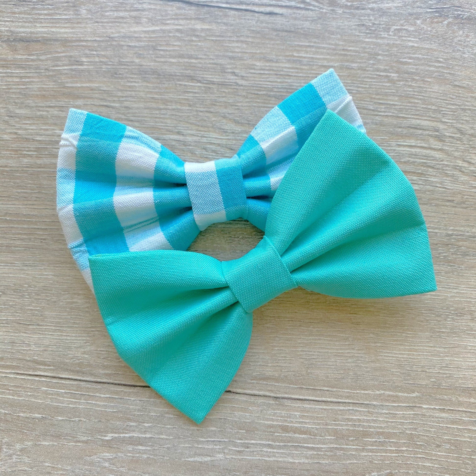 New! Blue Gingham Dog Bowtie, pet accessories, bow ties, spring dog accessories, dog collar, pet bow tie