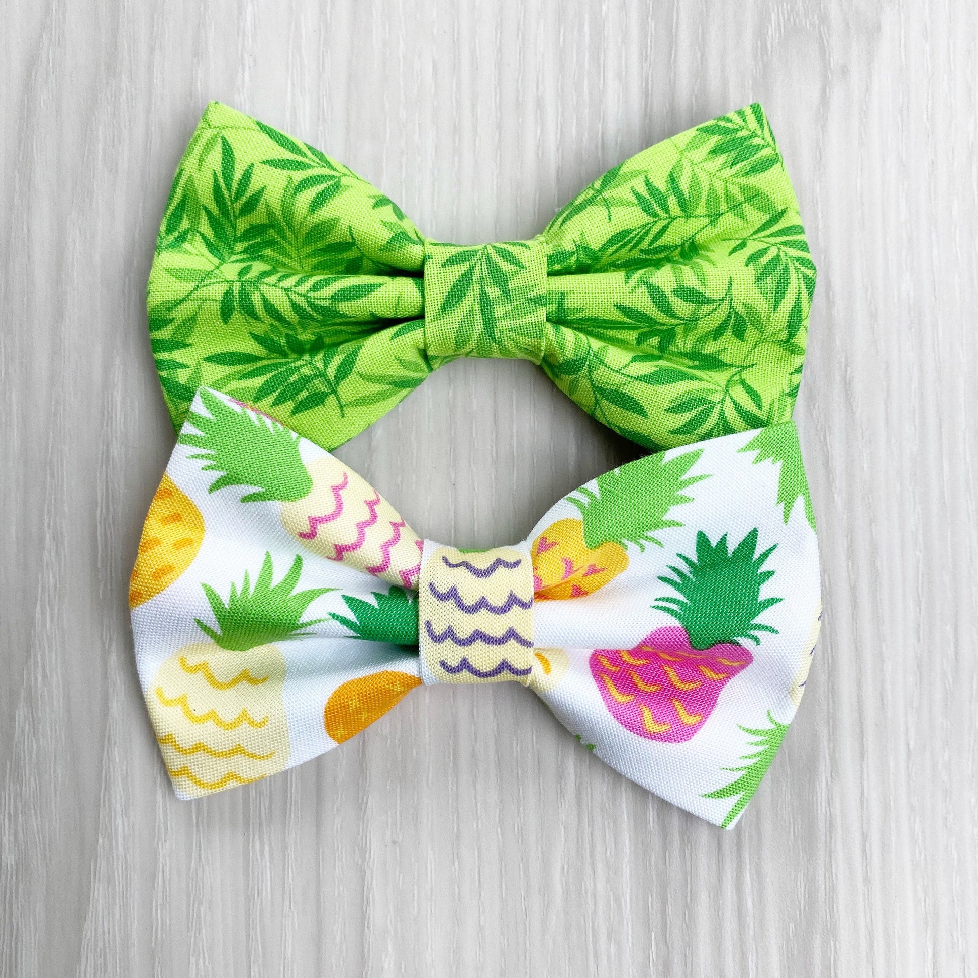 Summer Dog Bowtie, Tropical Pineapple