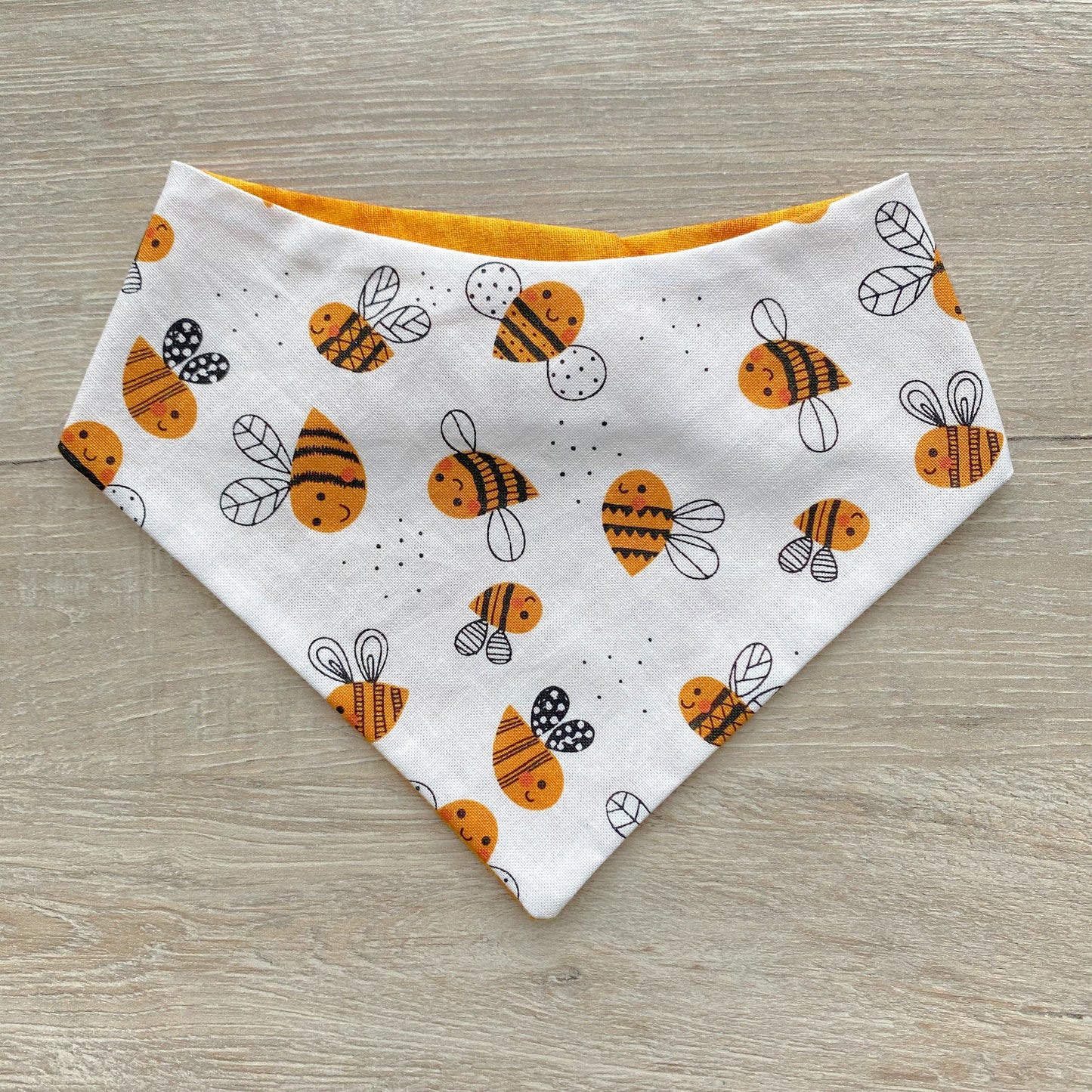 Honey Bees dog bandana, Spring Dog bandana, Snap on Bandana, Matching hair-bow, Bow and Bandana, Cute bandanas