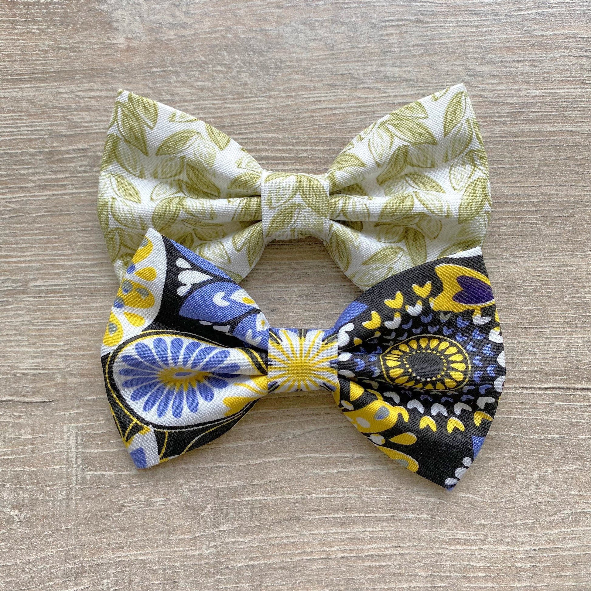 Floral Dog Bowtie