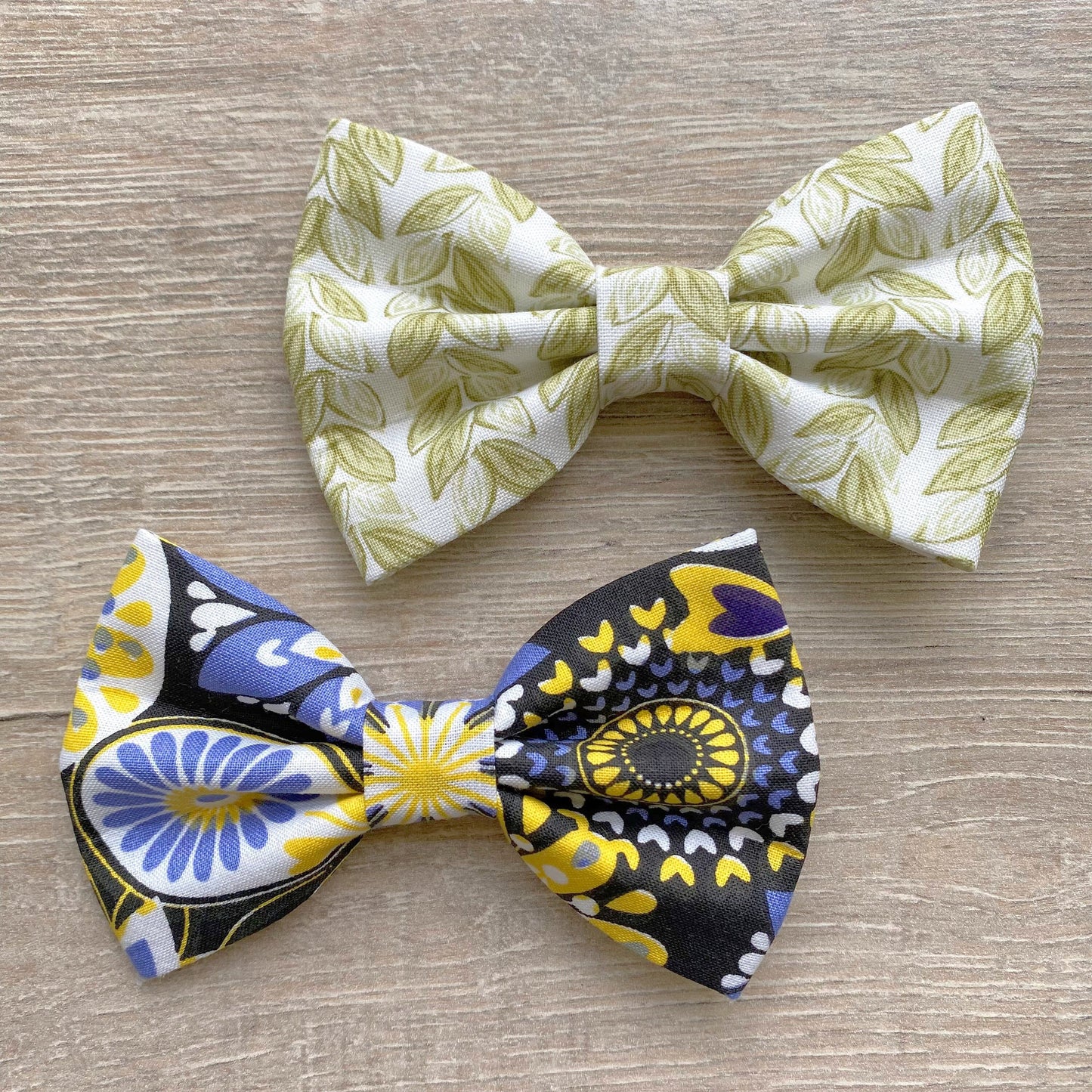 Floral Dog Bowtie