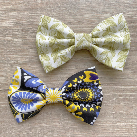 Floral Dog Bowtie