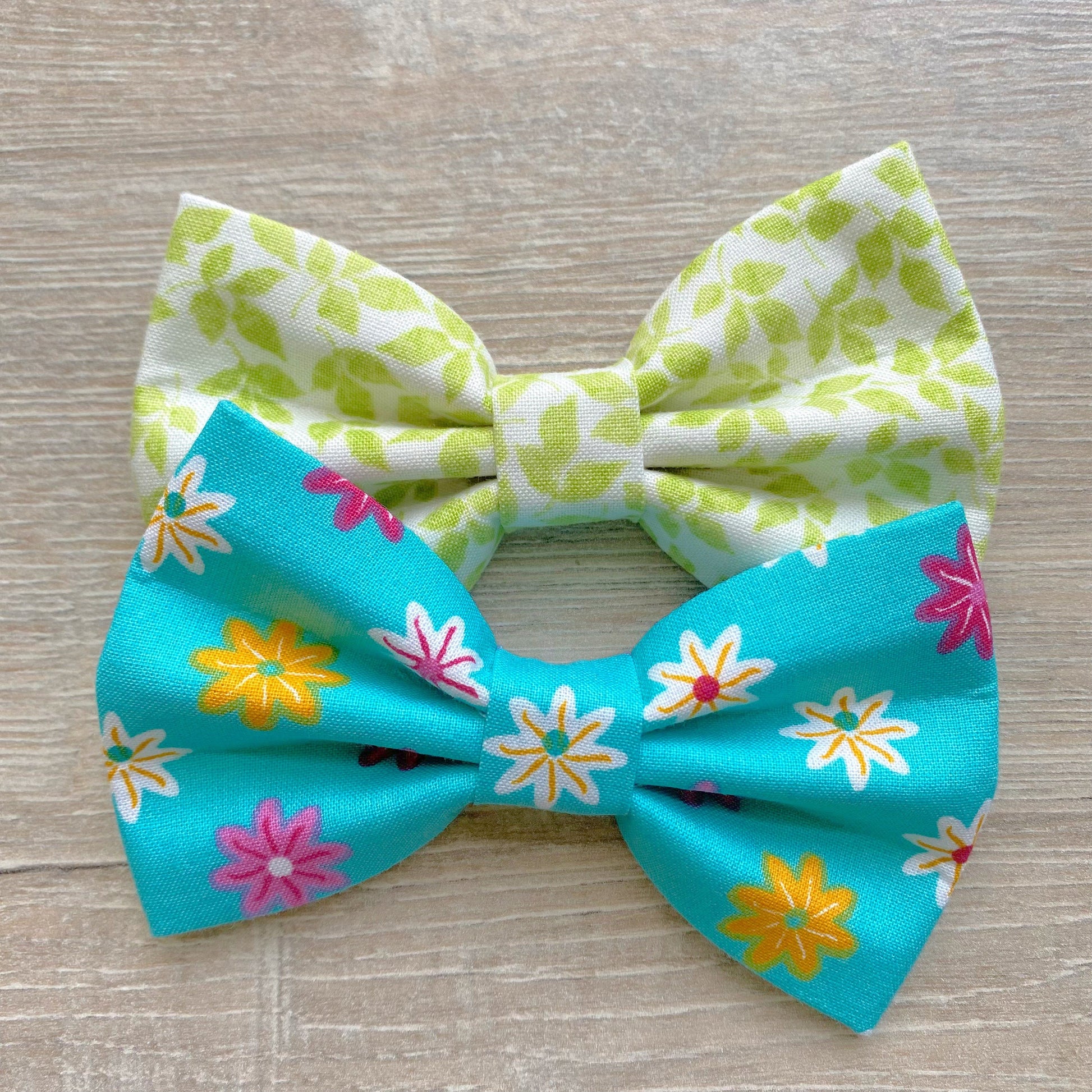 Assorted Flowers Dog Bowtie