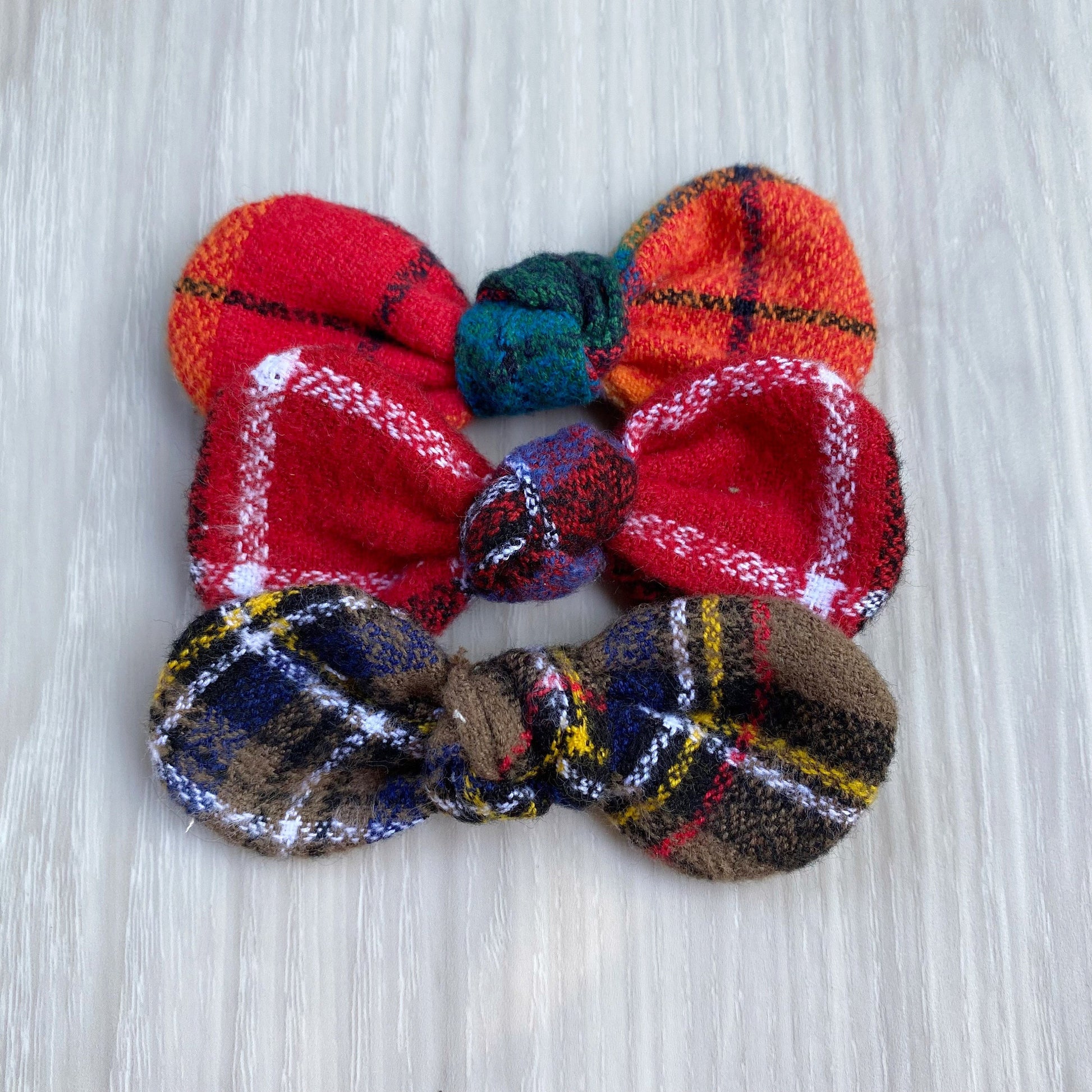 Fall Dog hair bow, flannel hair bows, clip for dogs, alligator clip, french barrette, Dog accessories, dog hair bows with clip