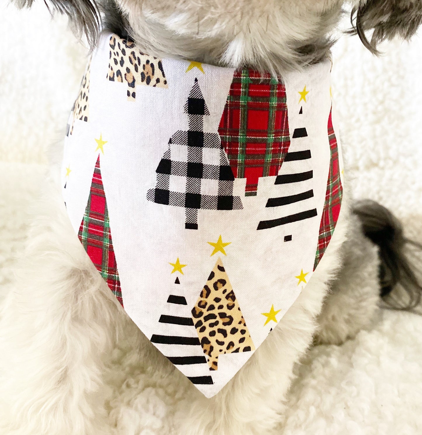 New! Christmas Dog bandana, Christmas tree Dog bandana, Snap on Bandana, Matching hair-bow, Bow and Bandana, Hair Scrunchies, red plaid