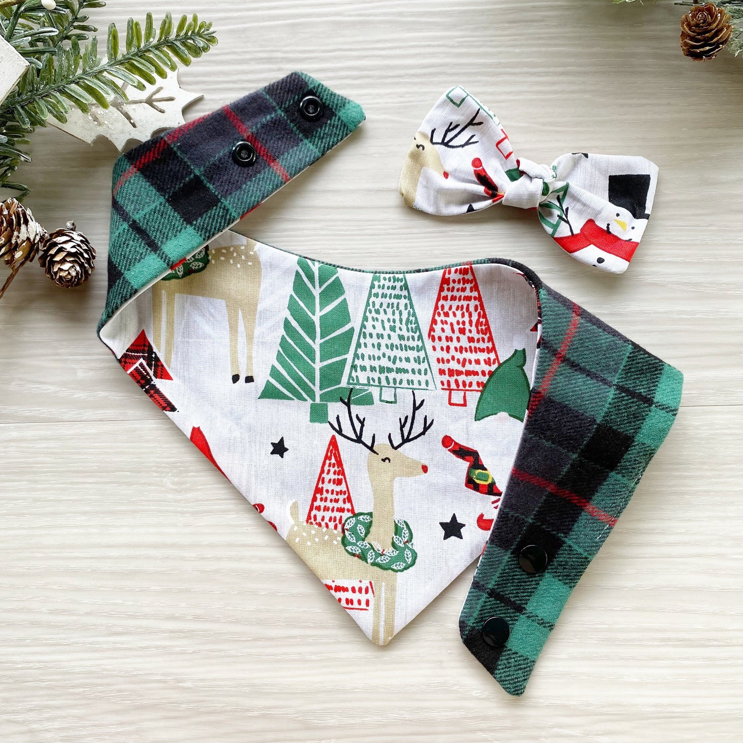 Christmas Dog bandana, Pine tree and deers