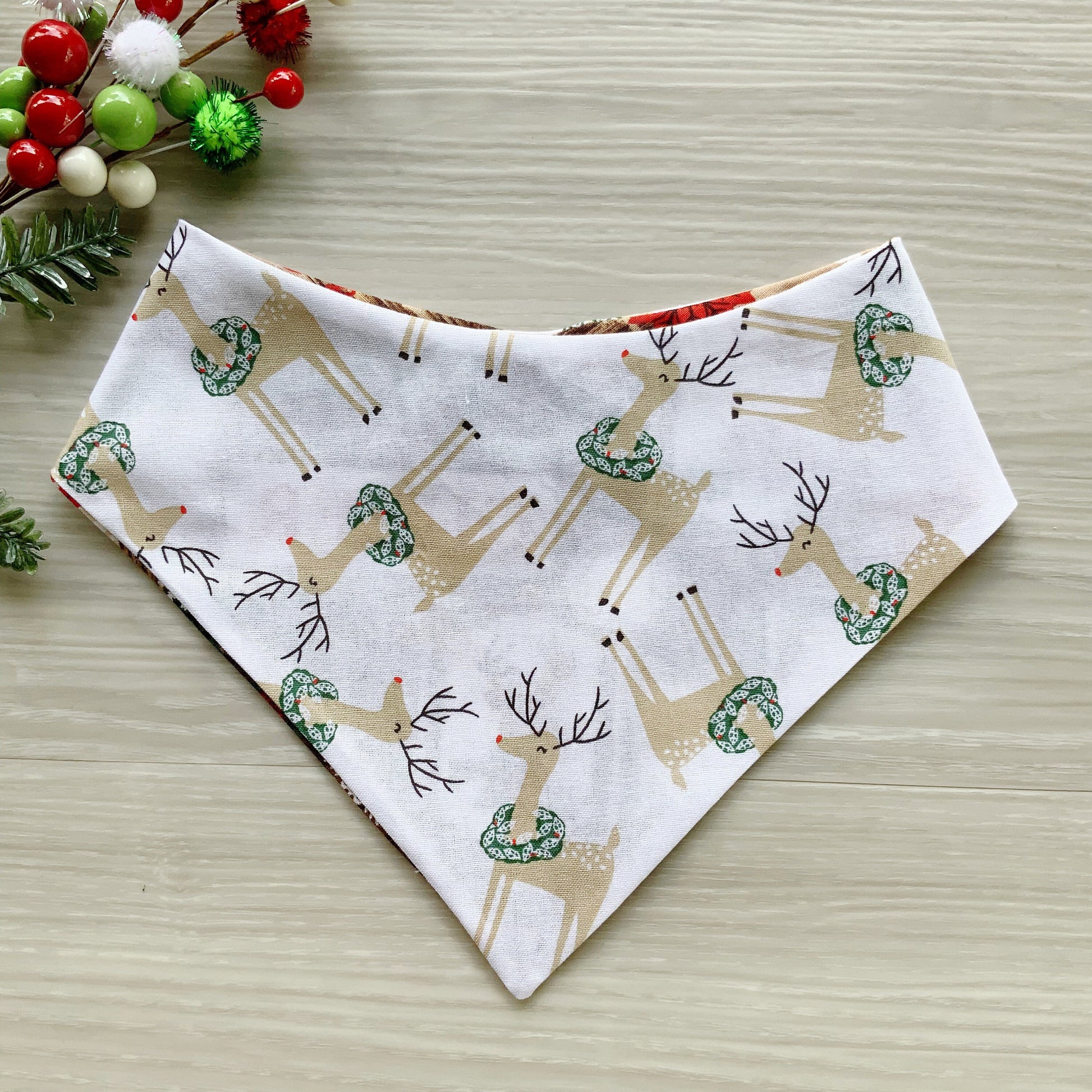 New! Christmas Deer Dog bandana, Snap on Bandana, Matching hair-bow, Bow and Bandana, Hair Scrunchies, reindeer