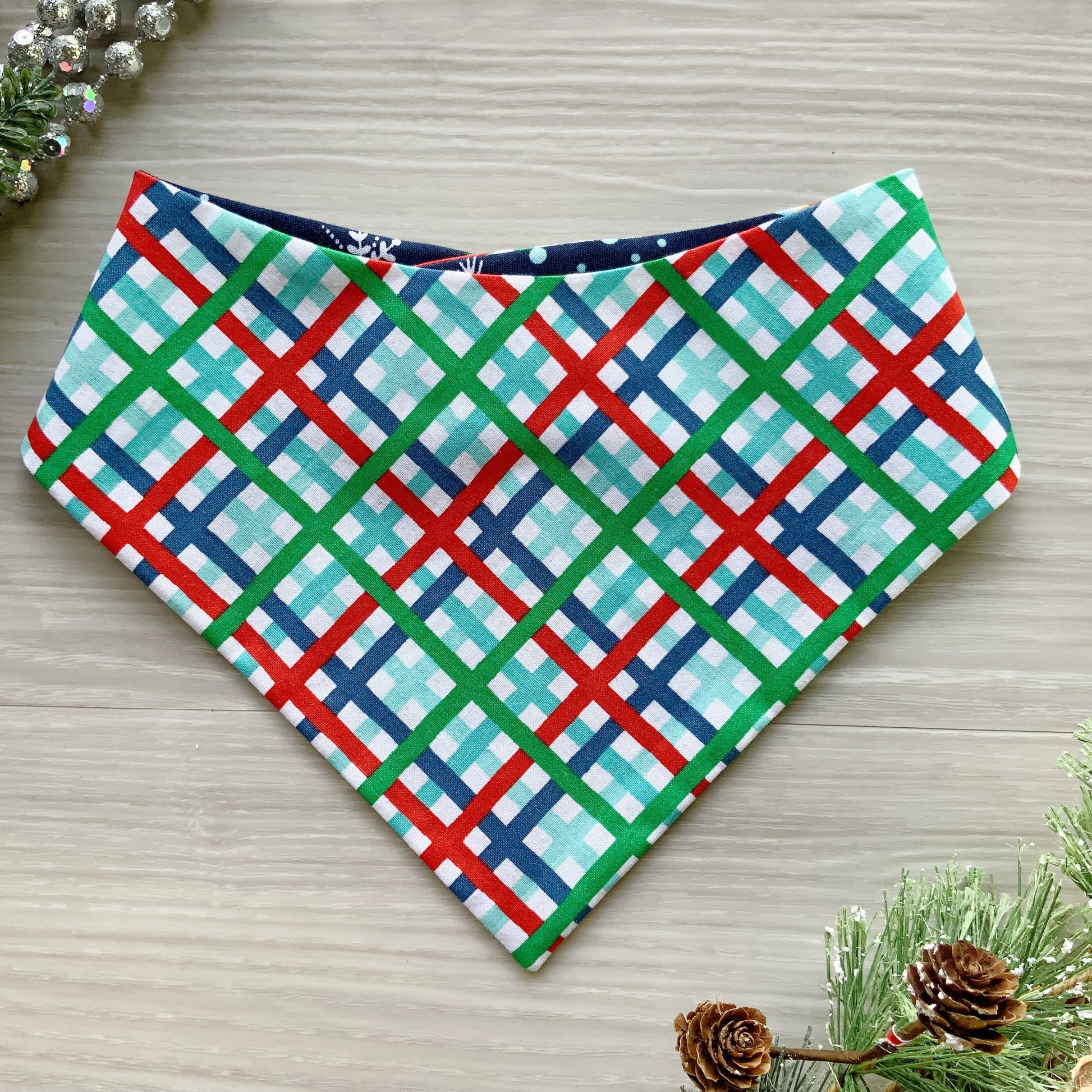 Santa Snowglobe Dog bandana, Snap on Bandana, Matching hair-bow, Bow and Bandana, Hair Scrunchies, red plaid