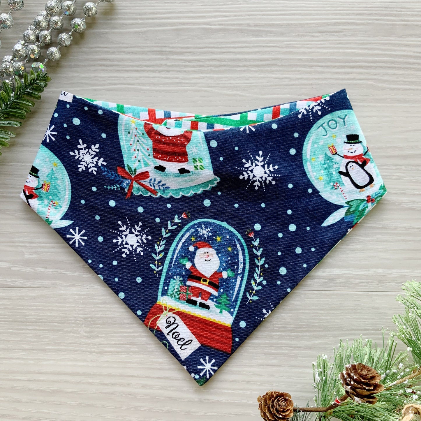 Santa Snowglobe Dog bandana, Snap on Bandana, Matching hair-bow, Bow and Bandana, Hair Scrunchies, red plaid